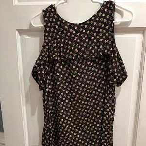 Loft Cold Shoulder blouse